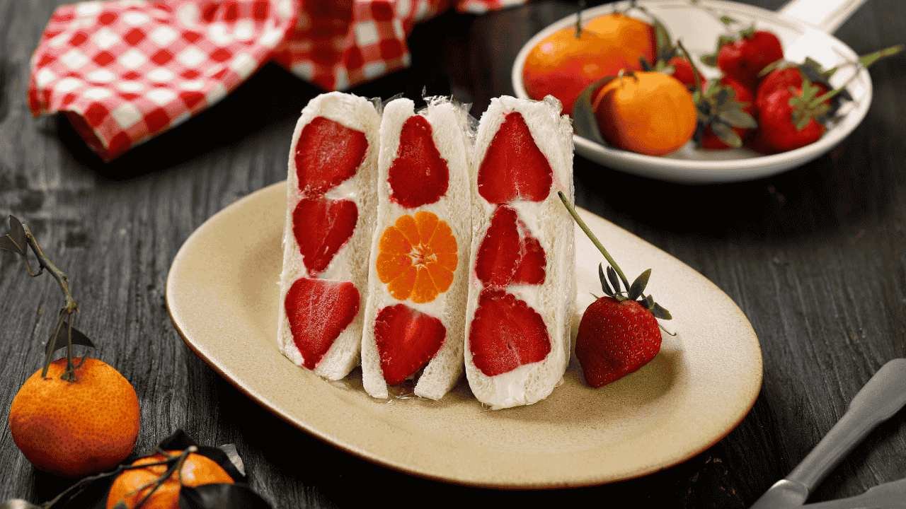 Fruit Sando Ala Jepang yang Creamy dengan Isian Buah Segar