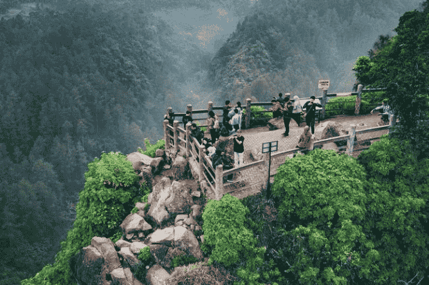 Rute dan Akses Menuju Tebing Keraton